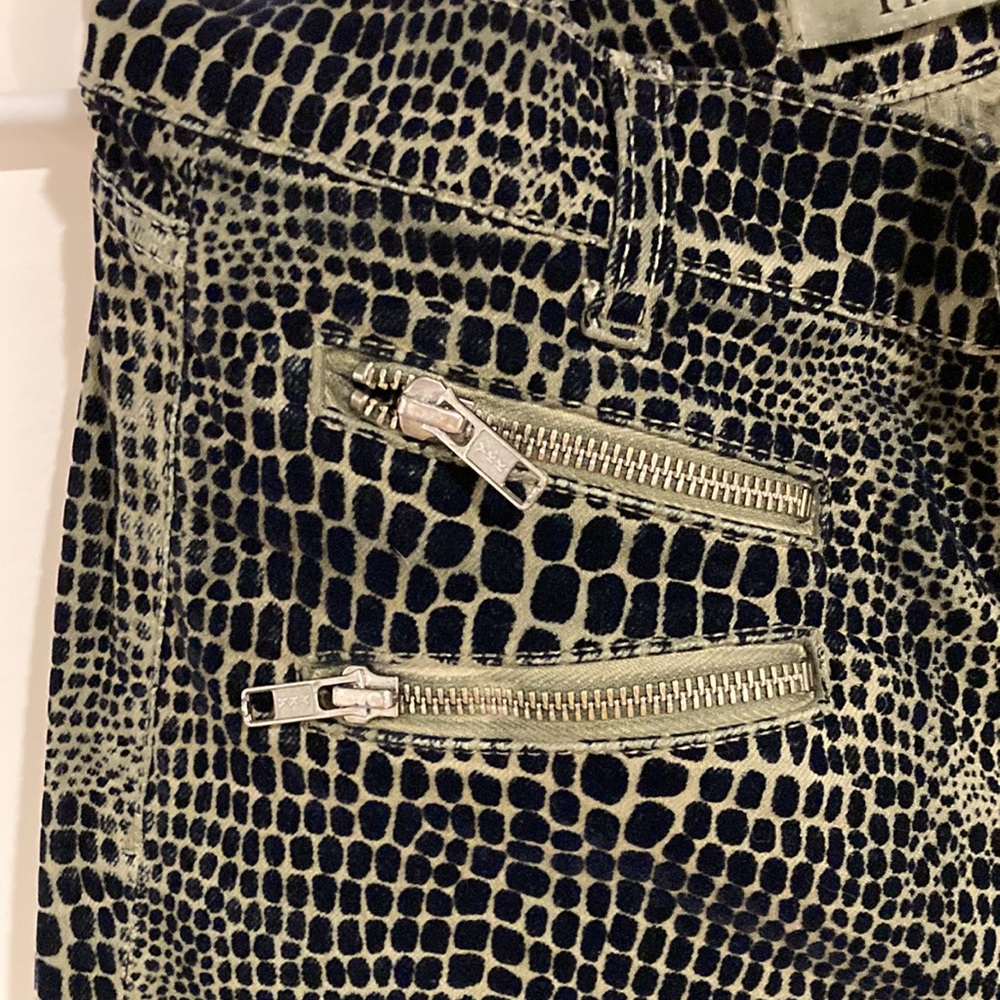 0039 ITALY pants